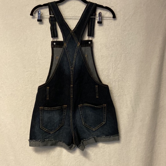 No boundaries Relaxed Fit Overalls - Picture 3 of 3